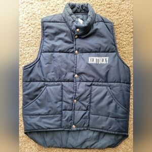 It's An Artex Men's Vintage Kentucky Blue Puffer Vest Size Medium